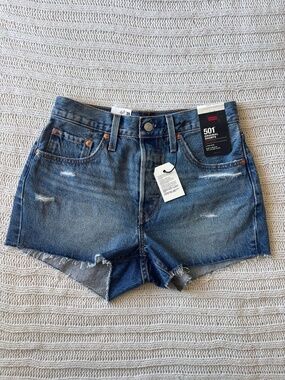 NWT Levi's Premium 501 Original Cutoff Shorts Distressed Size 27